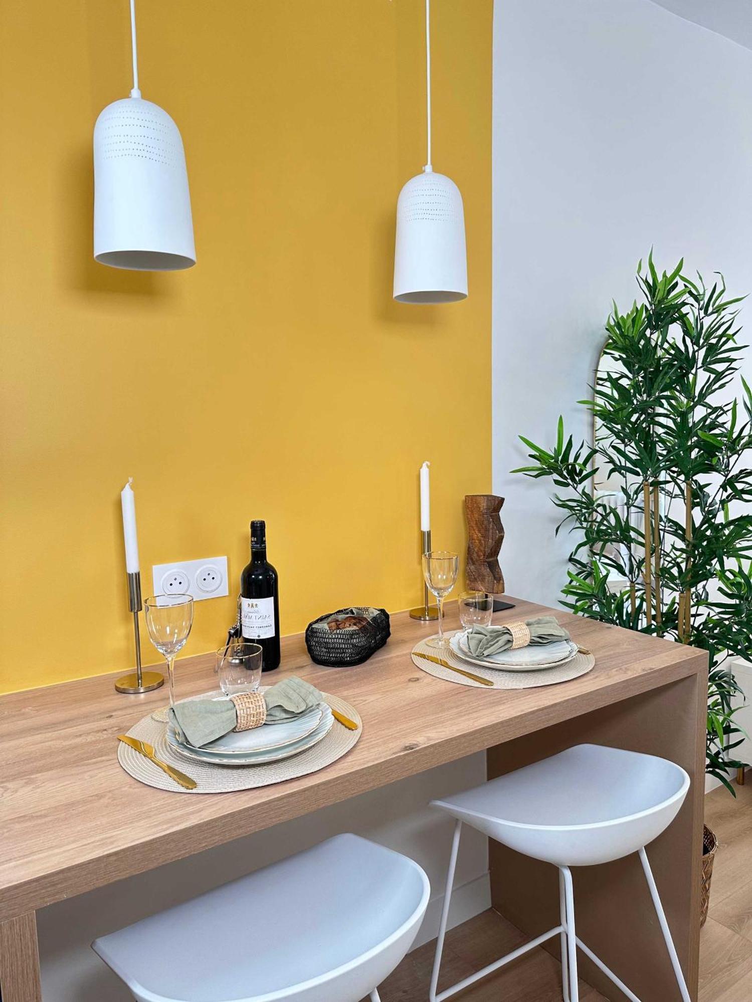 Welcoming Studio Near Opera Париж Екстериор снимка