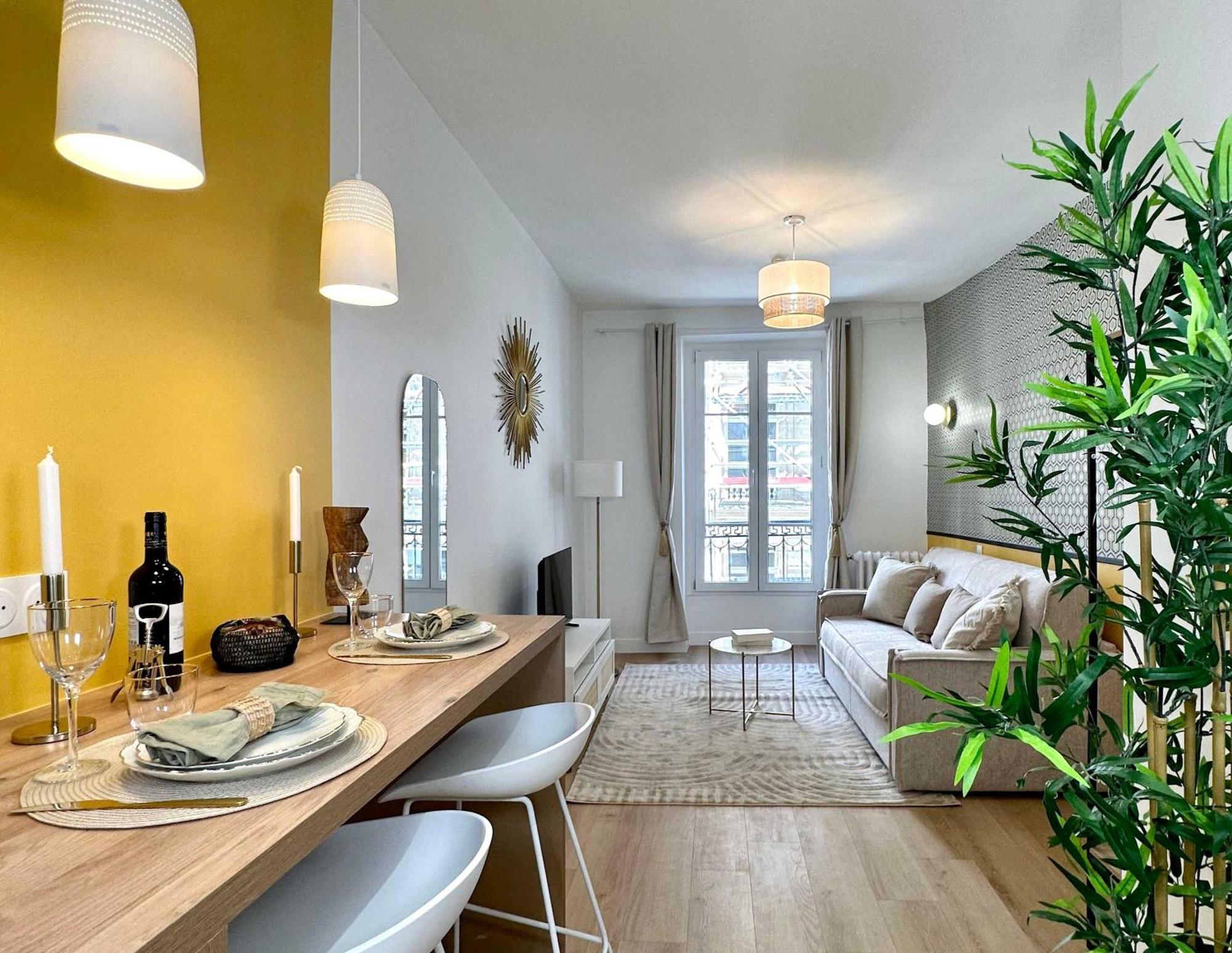 Welcoming Studio Near Opera Париж Екстериор снимка